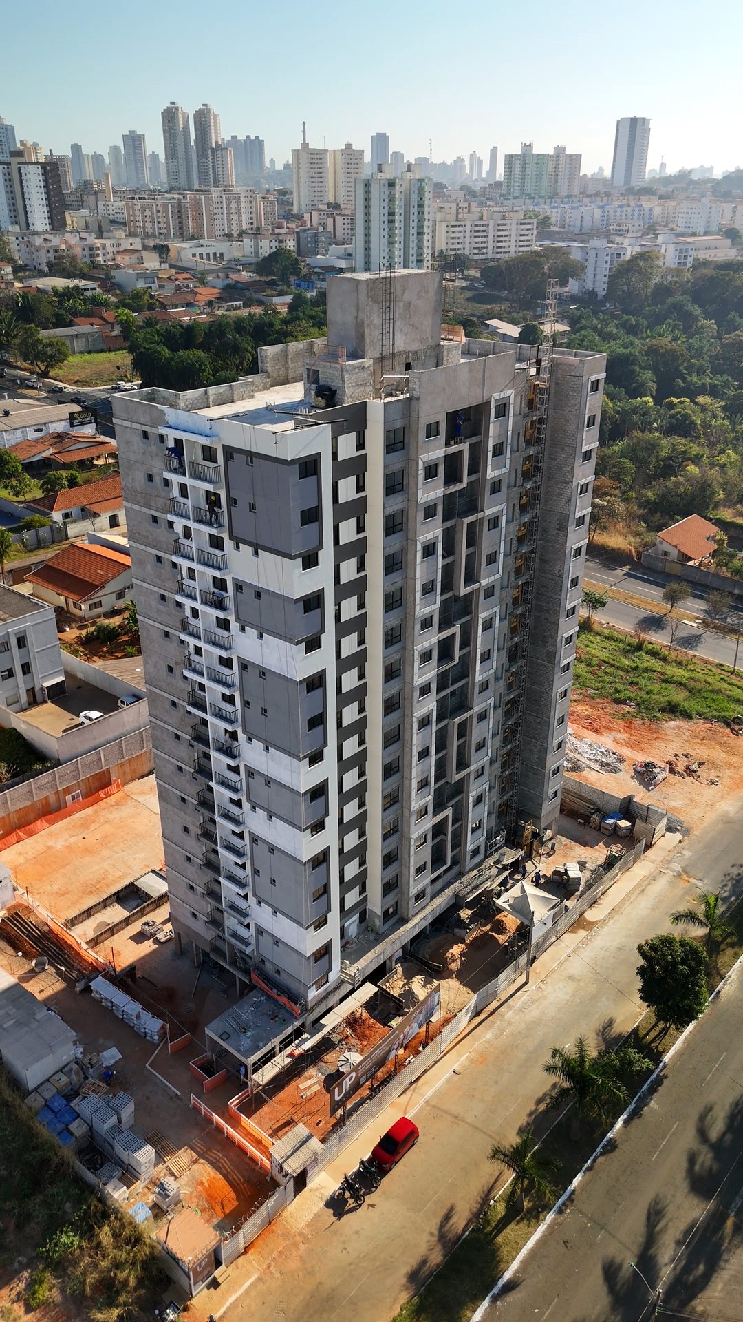 Obra do Up Buriti, foto real de agosto de 2026